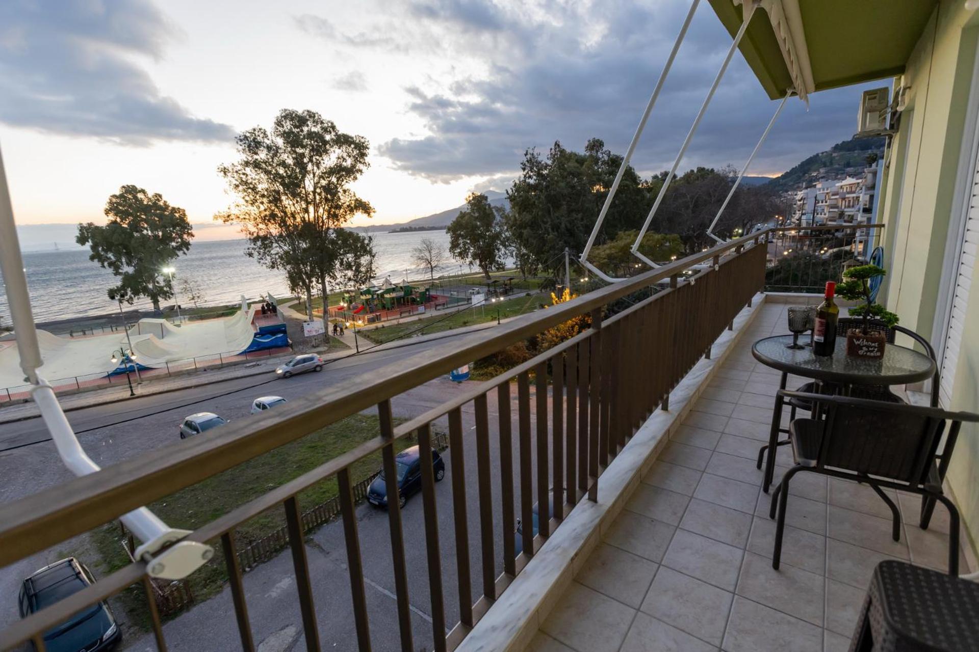 Апартаменты Vicky'S View House Нафпактос Экстерьер фото